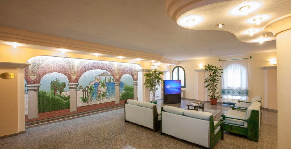 Residence Marina Palace オロゼーイ エクステリア 写真